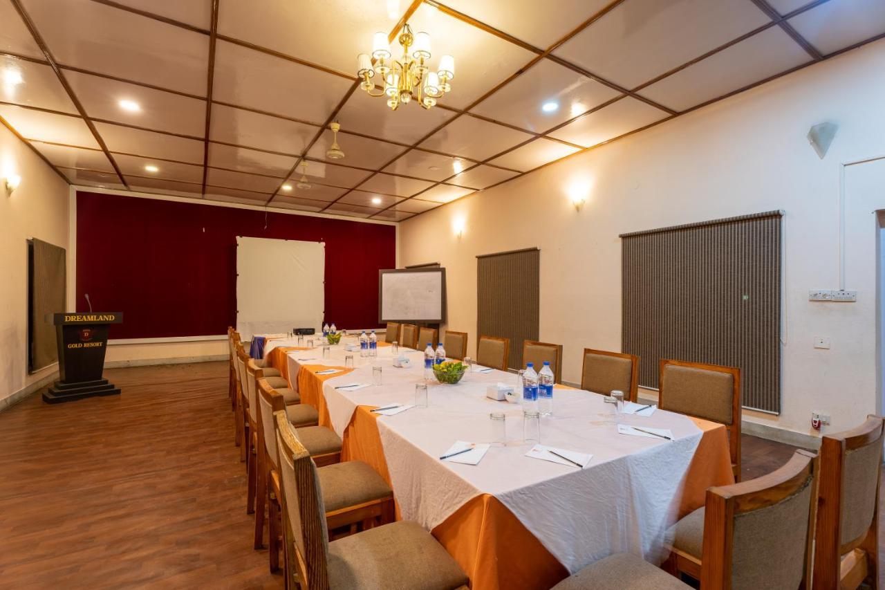 Dreamland Gold Resort&Hotel Pvt. Ltd. Bhairāhawā Exterior foto