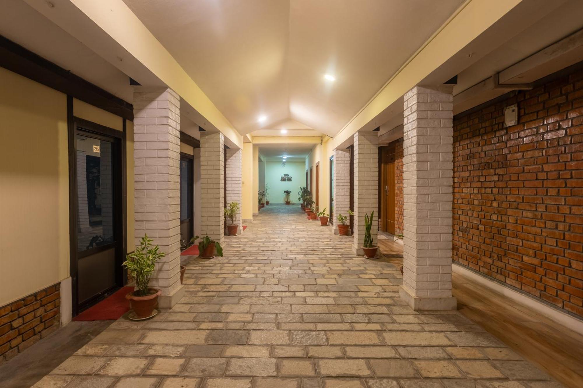 Dreamland Gold Resort&Hotel Pvt. Ltd. Bhairāhawā Exterior foto