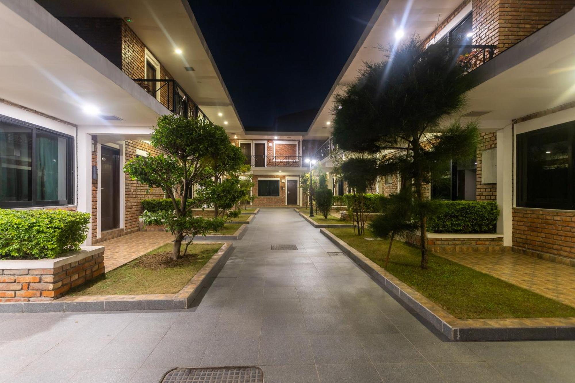 Dreamland Gold Resort&Hotel Pvt. Ltd. Bhairāhawā Exterior foto