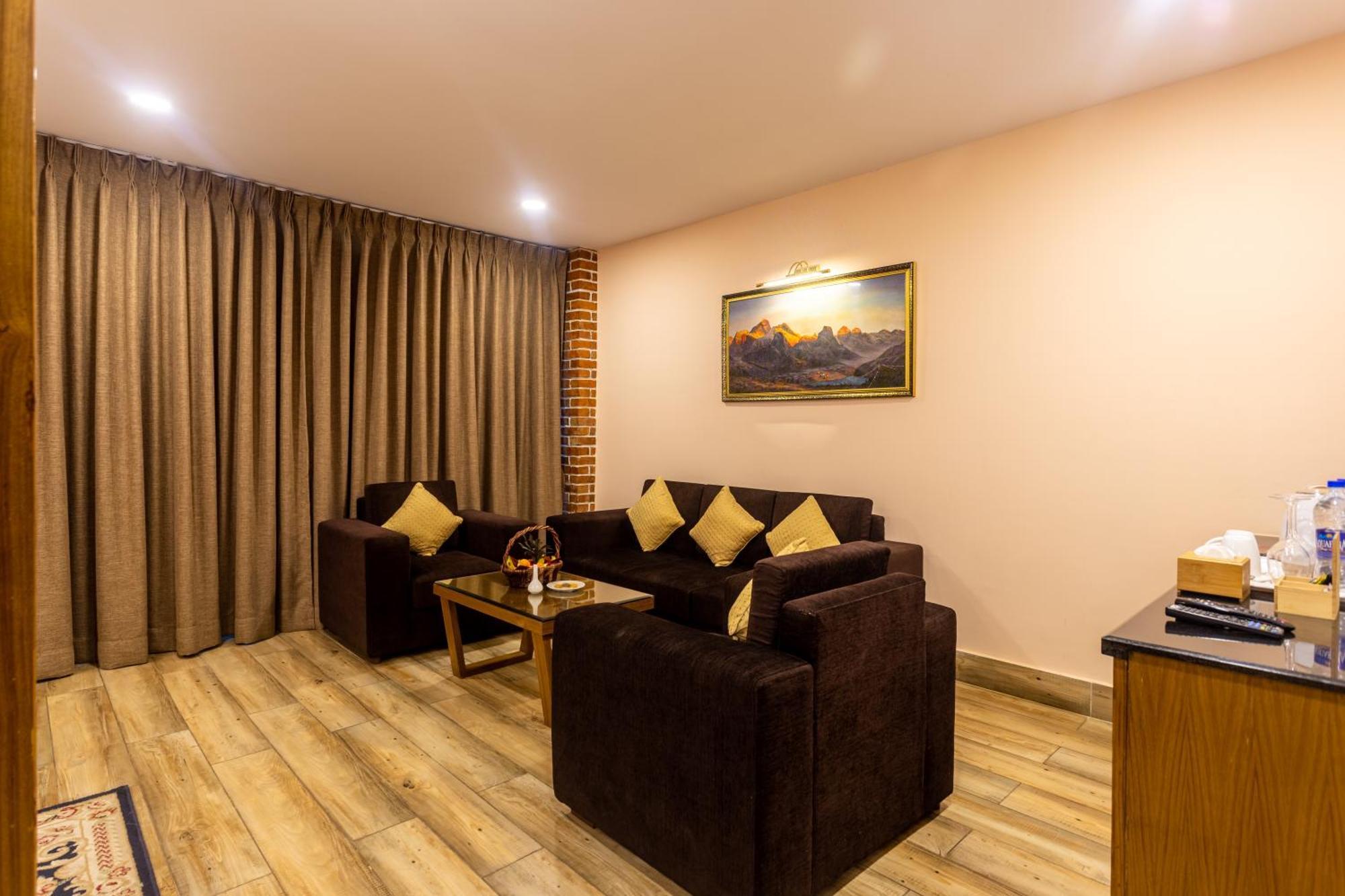Dreamland Gold Resort&Hotel Pvt. Ltd. Bhairāhawā Exterior foto